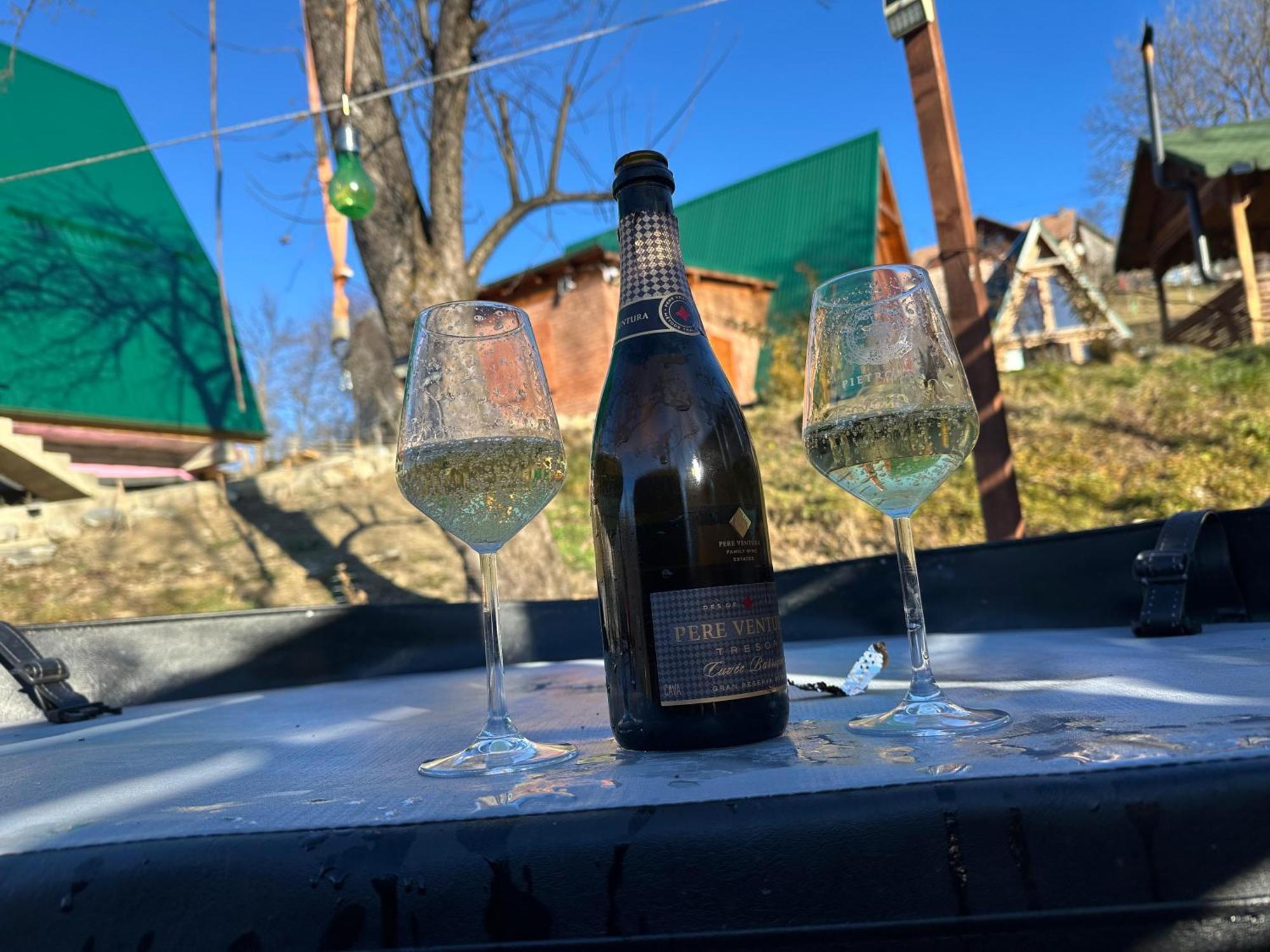 Rubicon Cabins Secaria Eksteriør billede